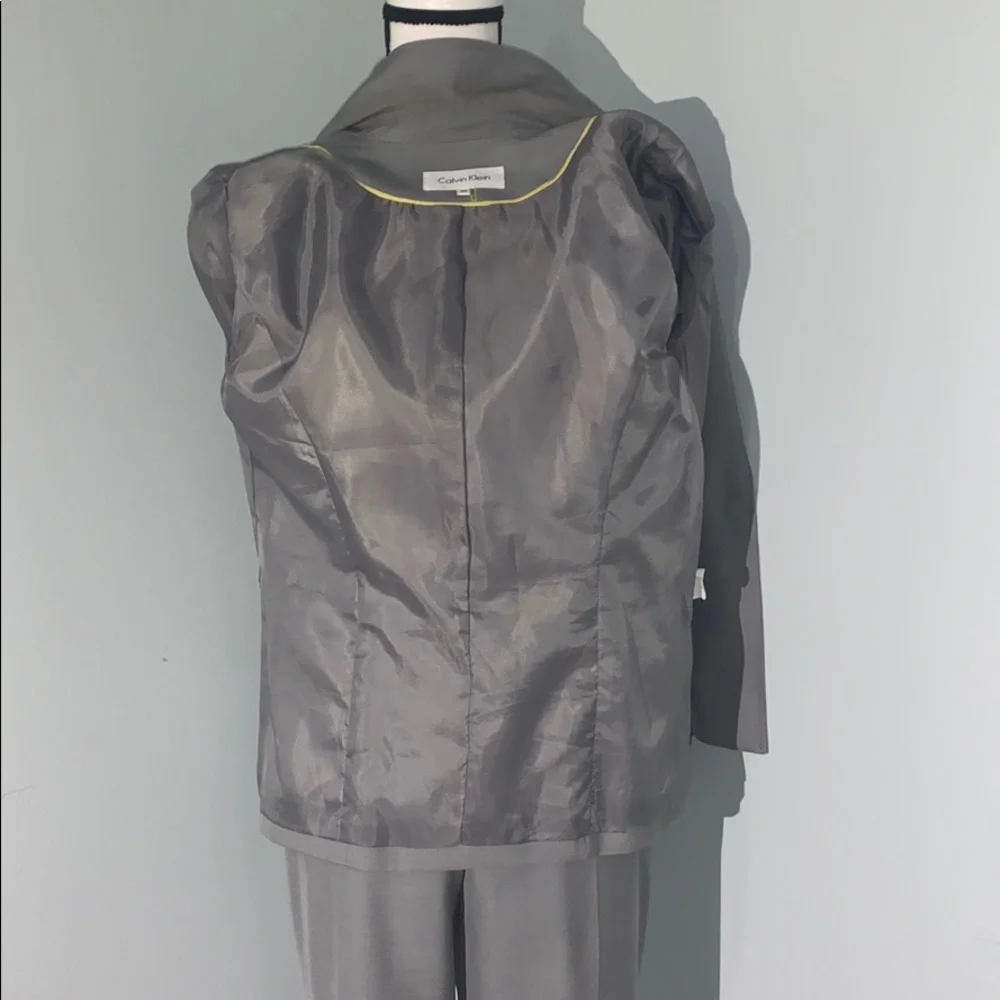 CALVIN KLEIN GRAY 2PC JACKET AND PANTS SUIT SET